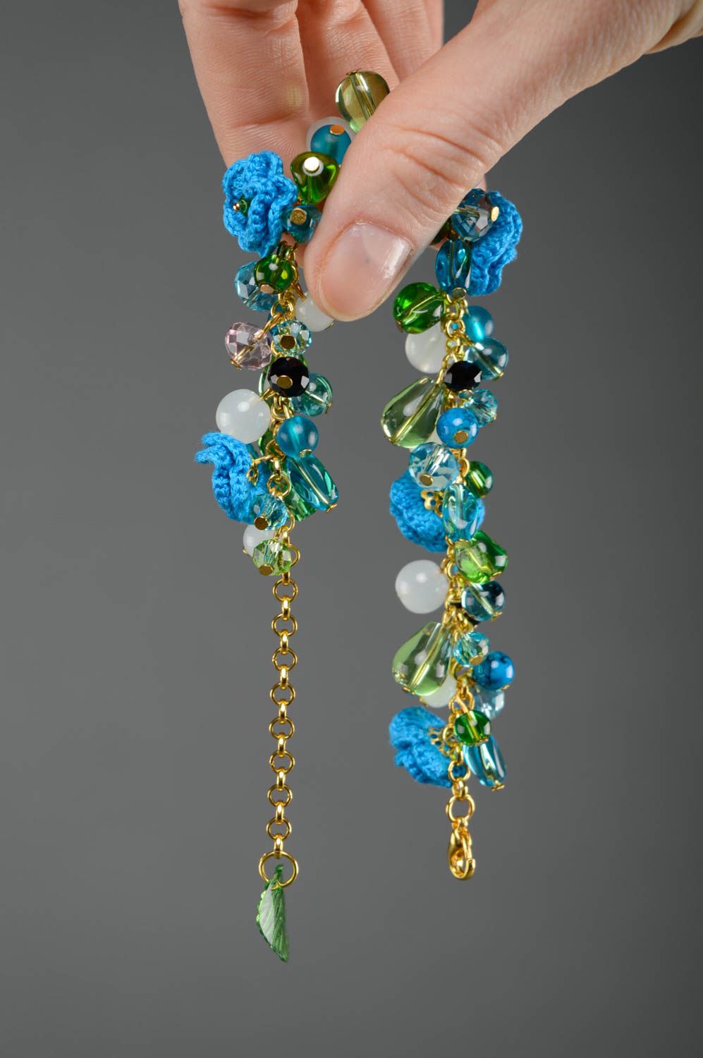 Bracelet fait main avec fleurs tricotées bleues fait main cadeau pour femme photo 3