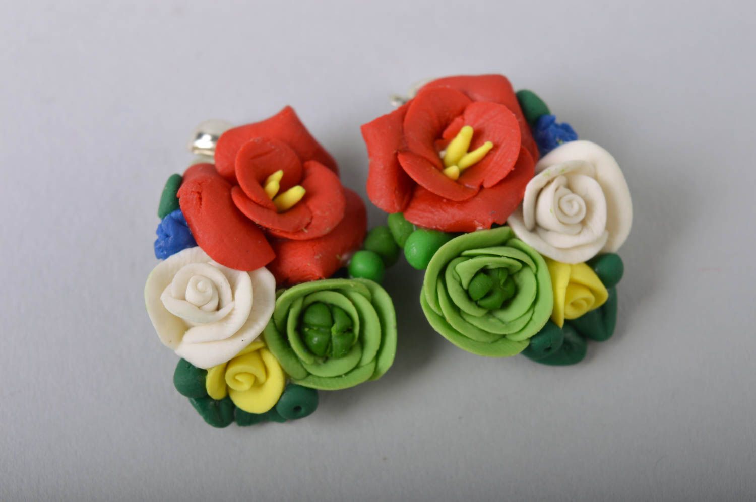 Handmade beautiful stud earrings with cold porcelain floral compositions photo 3