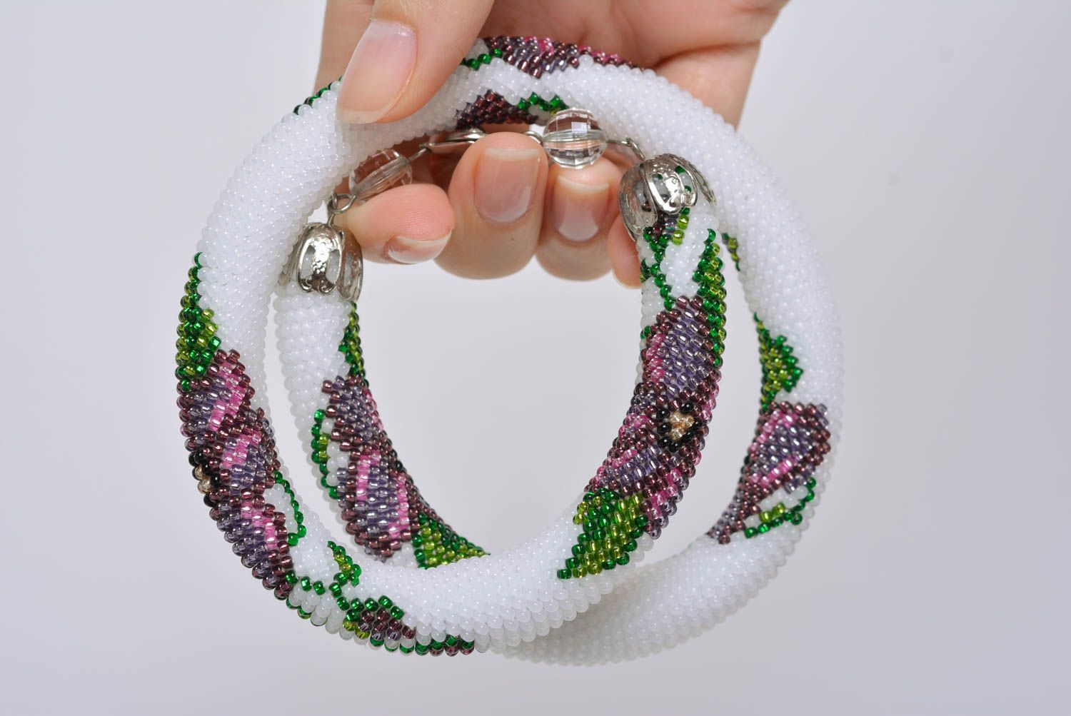 Beautiful handmade design woven beaded cord necklace white with floral ornament photo 2