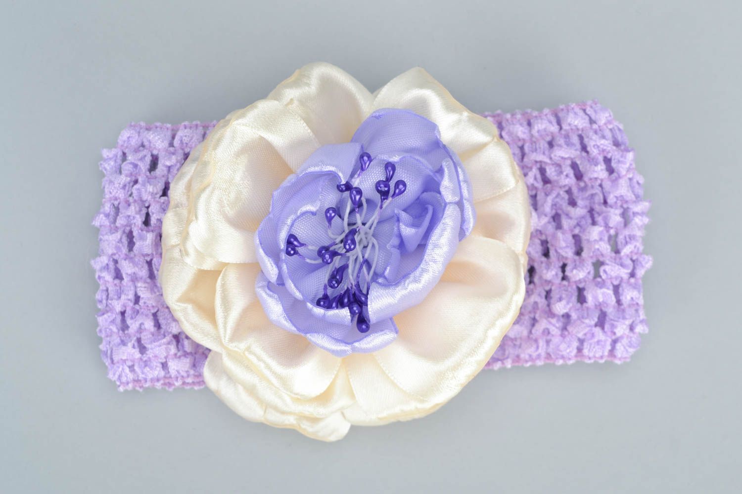 Handmade decorative headband with volume white and violet flower for baby girl photo 3
