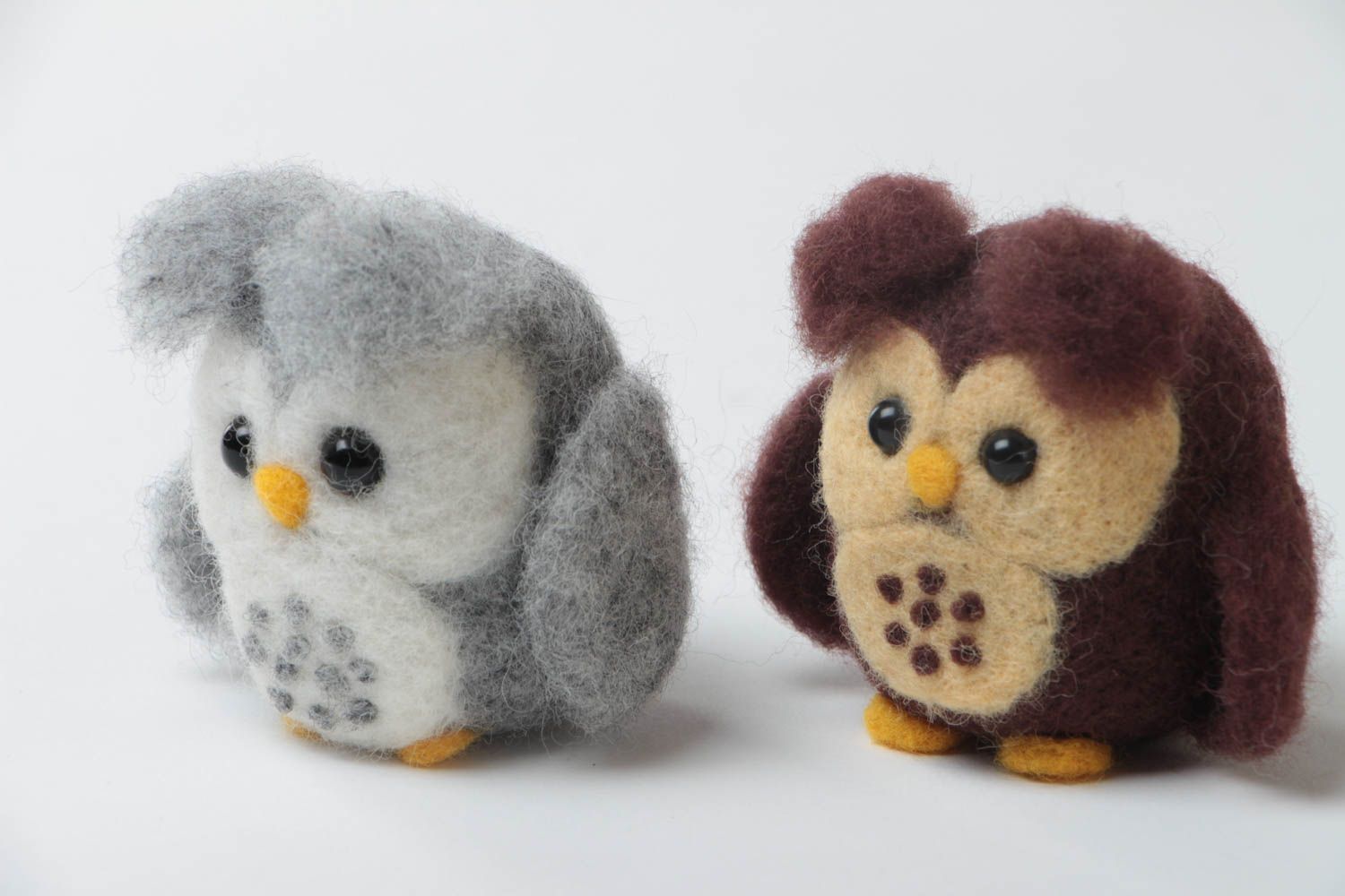 Small handmade collectible felted wool soft toys set 2 pieces Owls photo 2