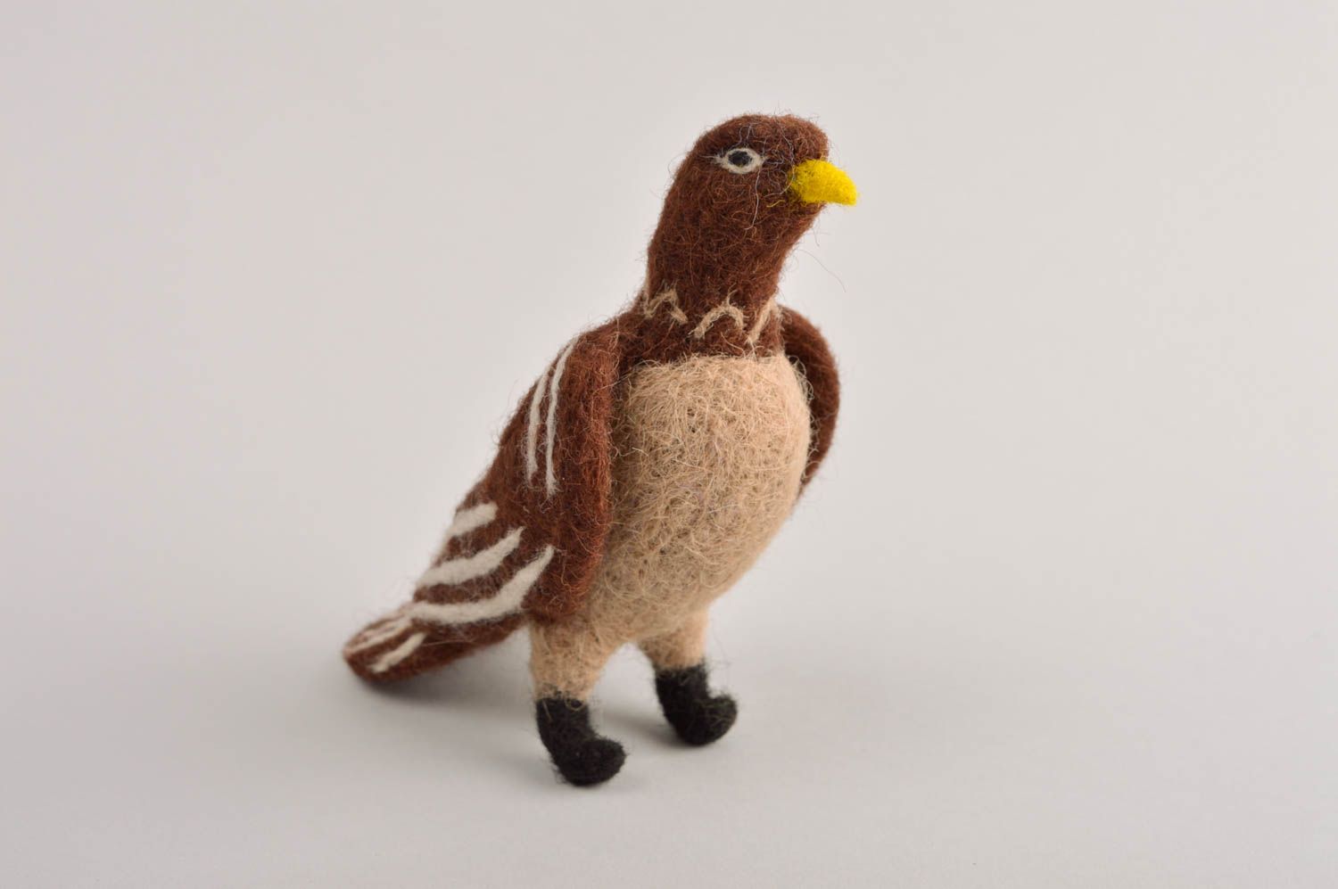 Filz Tier handmade Kuscheltier Adler natürliches Spielzeug Designer Geschenk foto 2