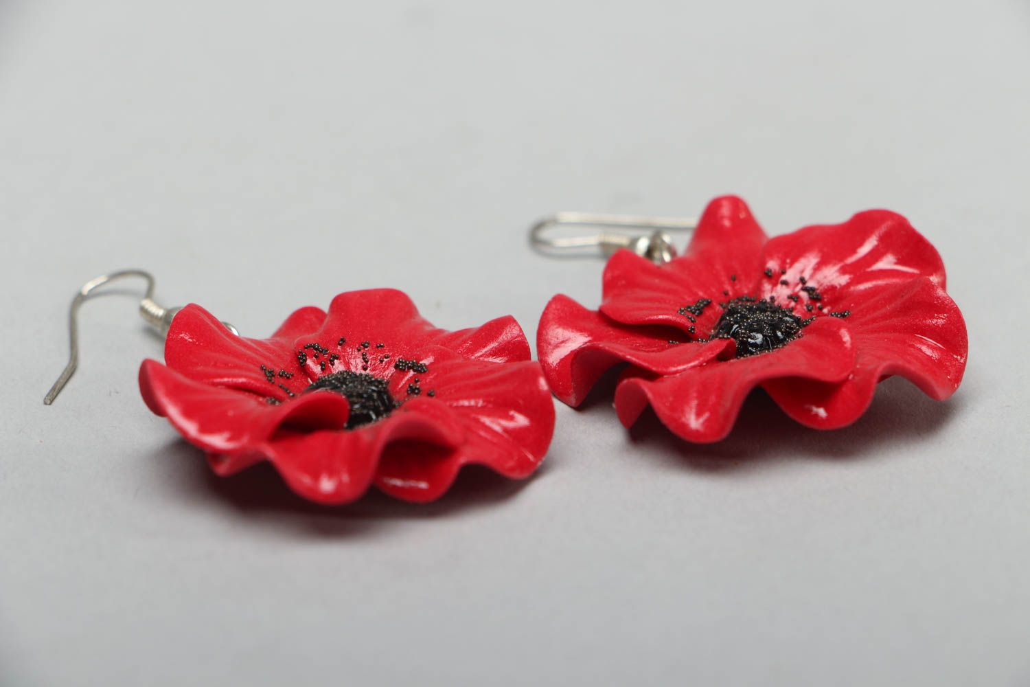 Polymer clay earrings in the shape of red poppies photo 2