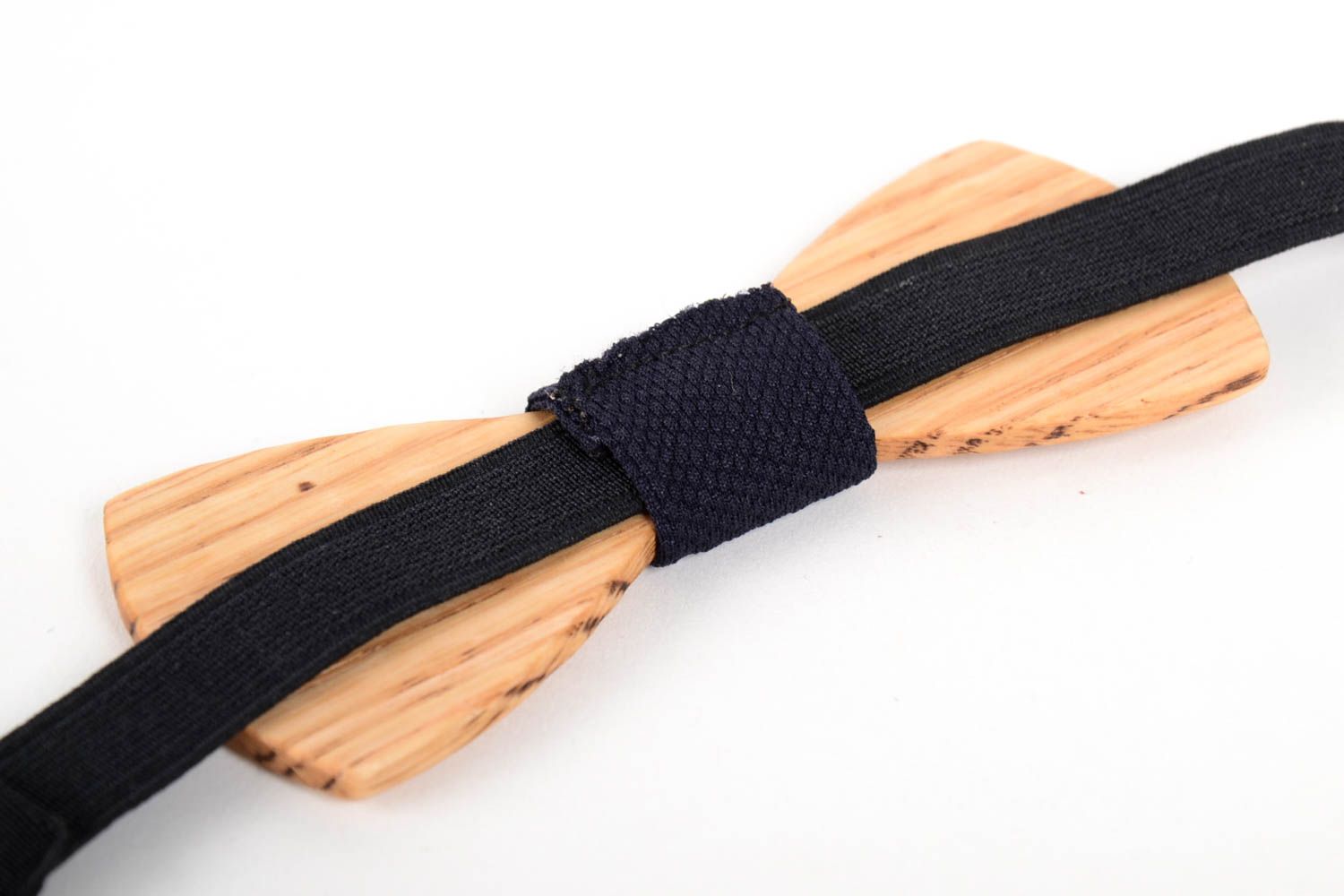 Handmade ausgefallene Fliege Krawatte Accessoire für Männer Fliege aus Holz  foto 5