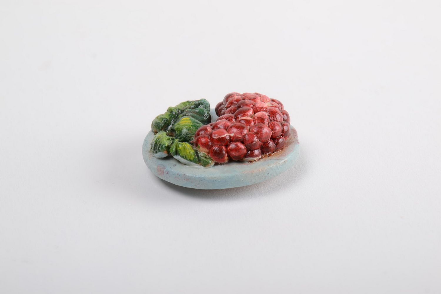 Magnet céramique rond pour frigo fait main peint joli décoratif Framboise photo 5