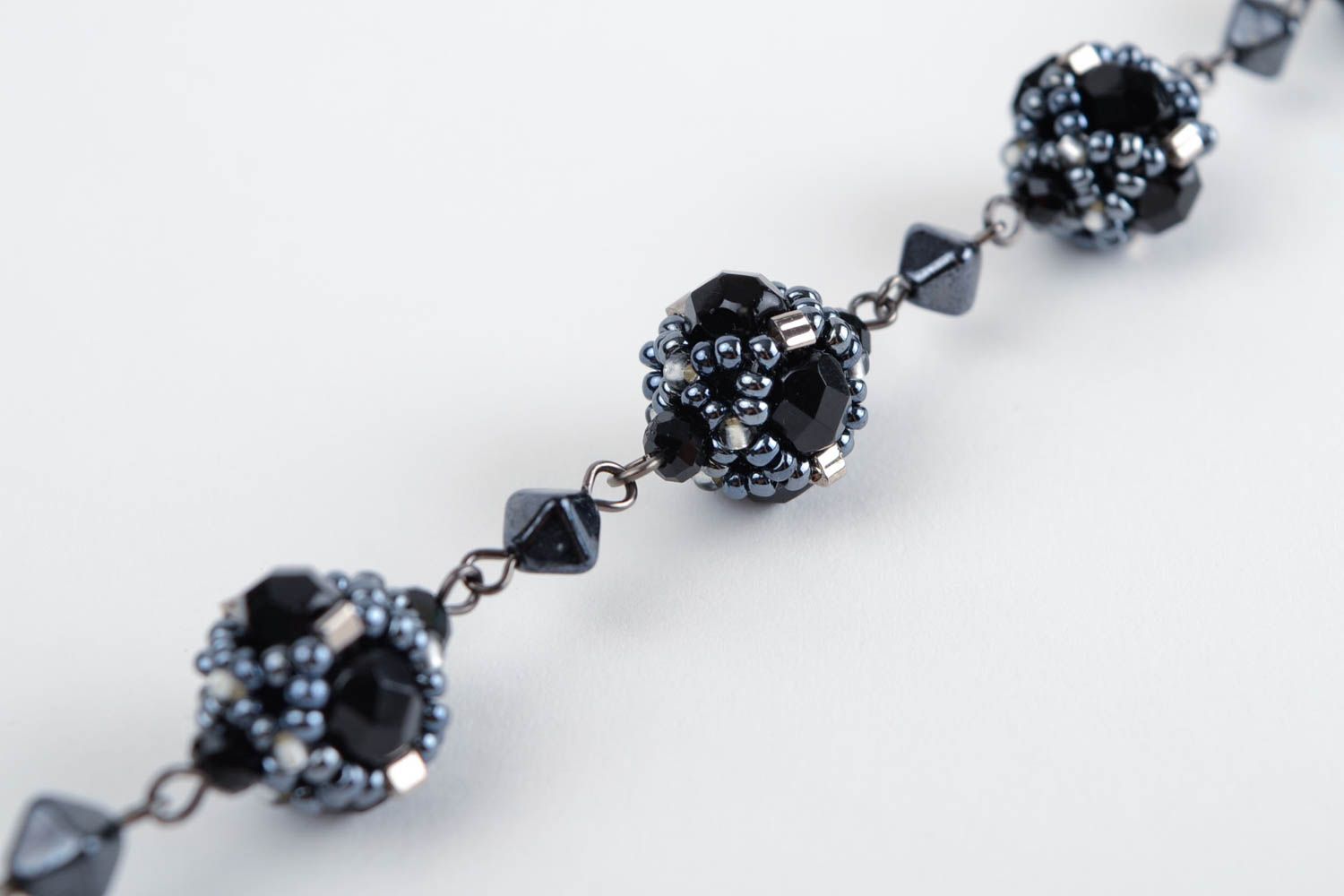 Collier noir Bijou fait main perles de rocaille perles fantaisie Cadeau femme photo 5