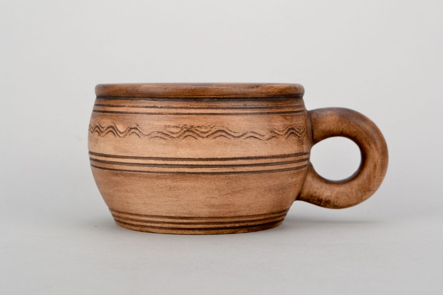 Handgemachte Tasse aus Keramik foto 5