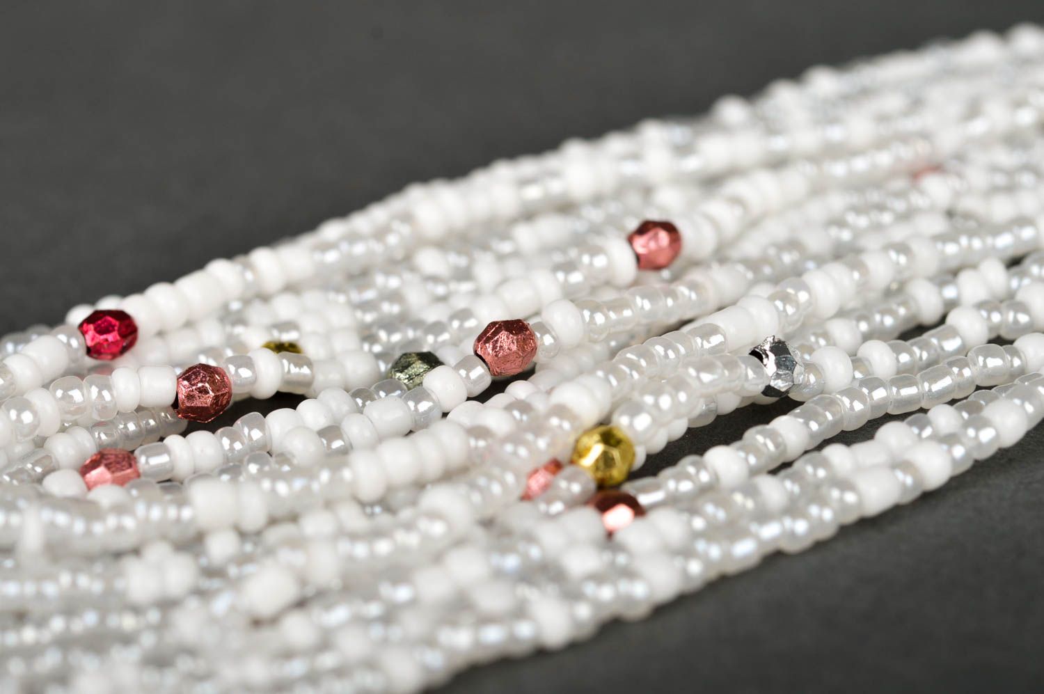 Bracelet perles rocaille Bijou fait main blanc au crochet Accessoire femme  photo 4