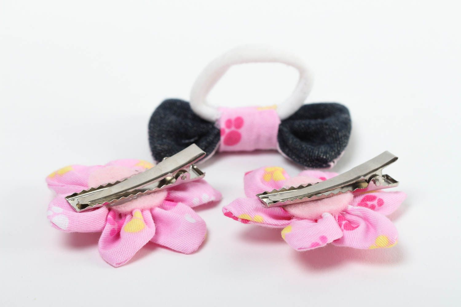 Beautiful handmade flower scrunchie 2 hair clips hair accessories for girls photo 3