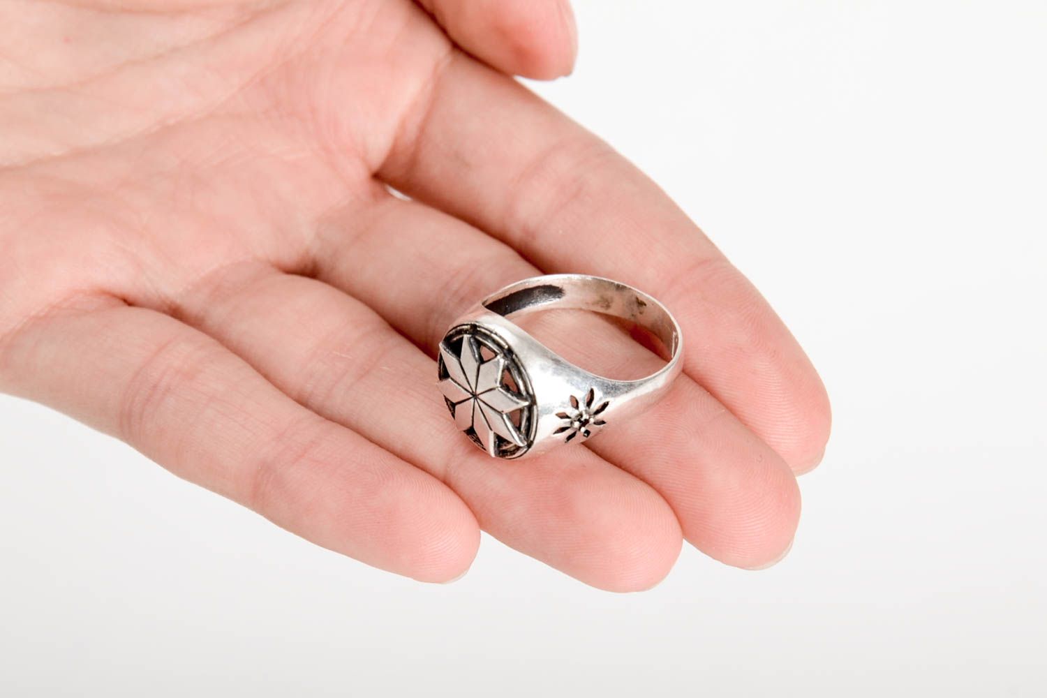 Украшение ручной работы мужское серебряное кольцо дизайнерское украшение фото 5