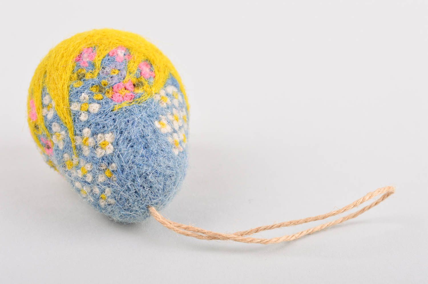Валяная игрушка ручной работы декор на стену игрушка из шерсти Цветочное яйцо фото 3