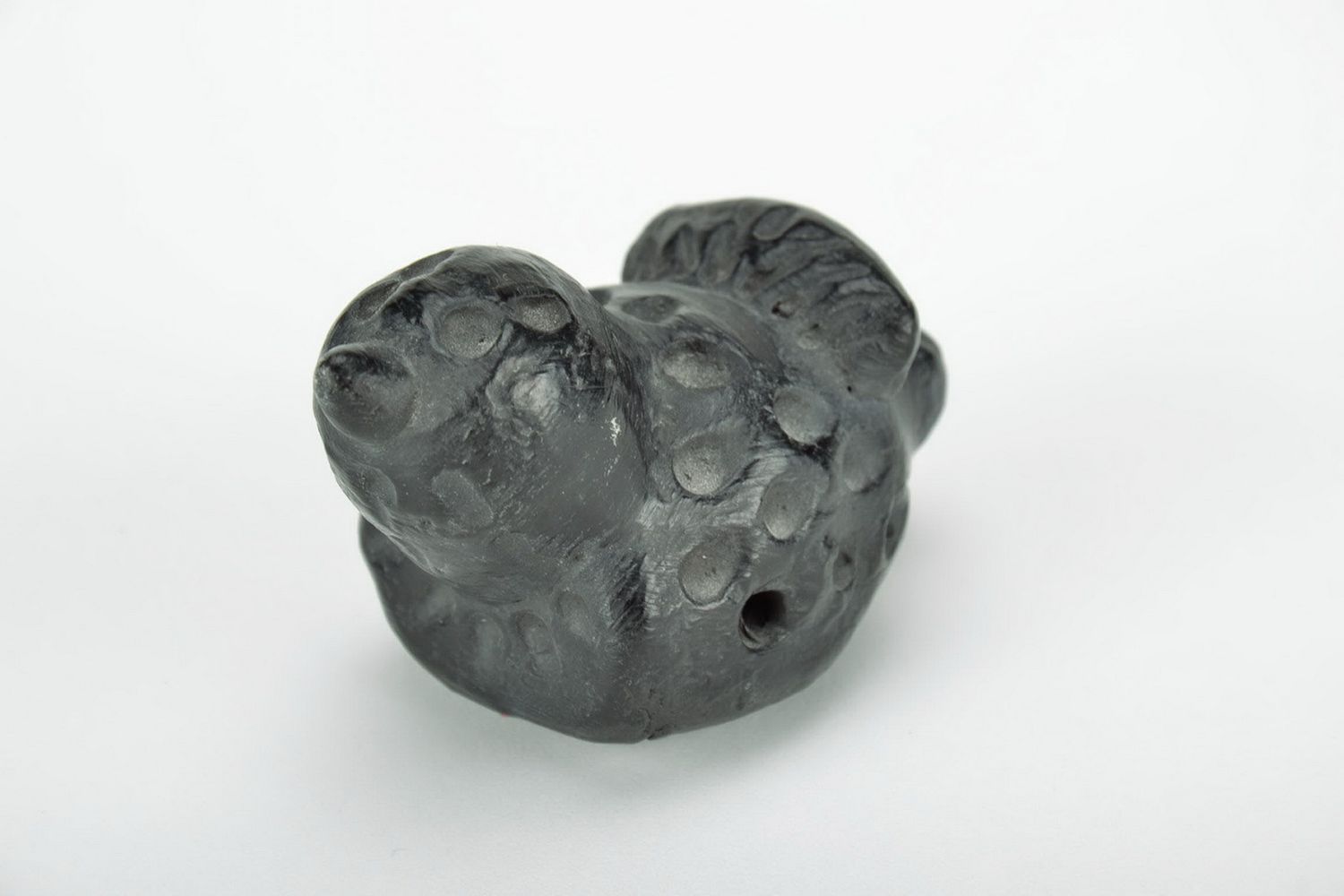 Handmade Lippenpfeife aus schwarz-geräucherter Keramik foto 2