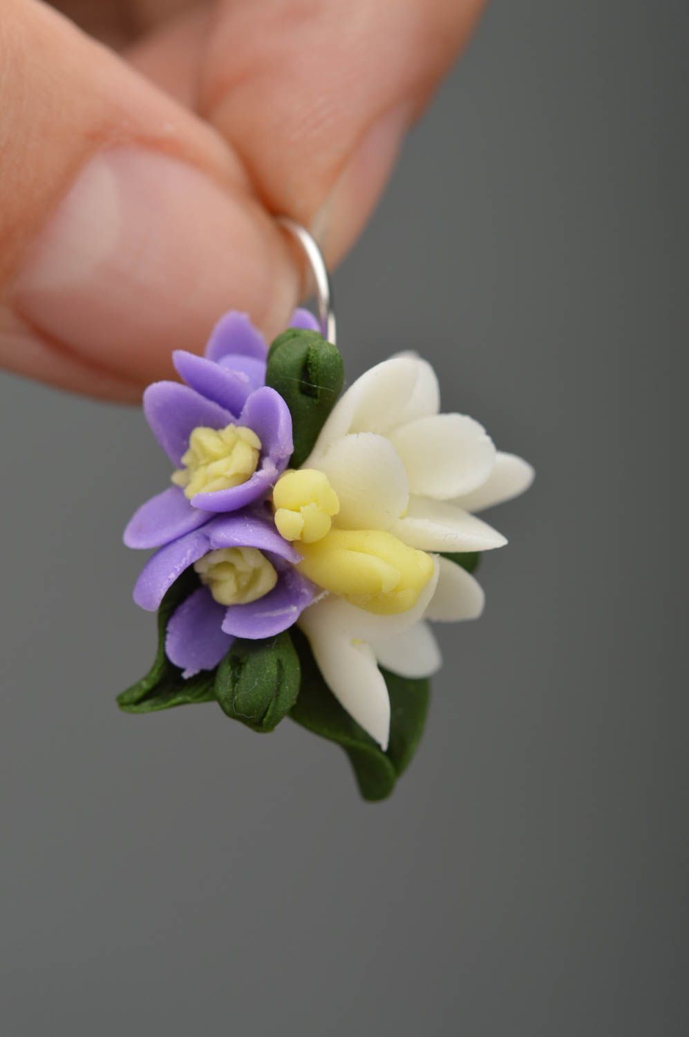 Handmade unusual designer beautiful cute flower earrings made of polymer clay photo 3