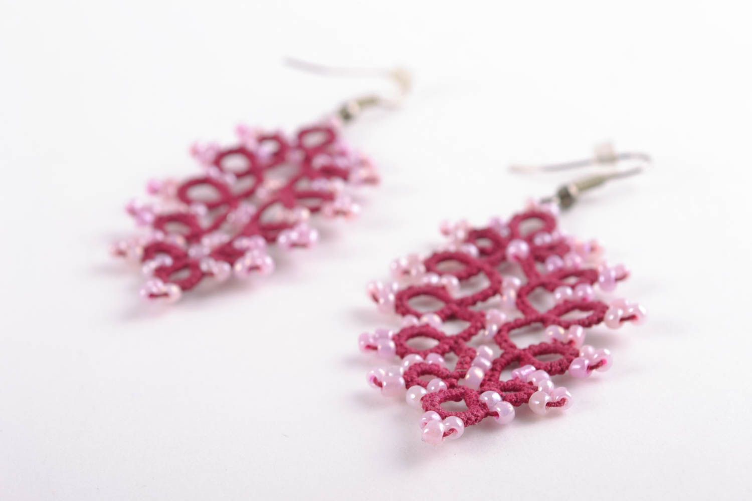 Tatting earrings with beads in the shape of leaves photo 5