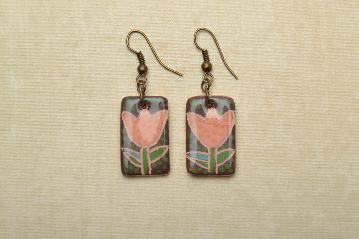 Ceramic earrings with pattern photo 1