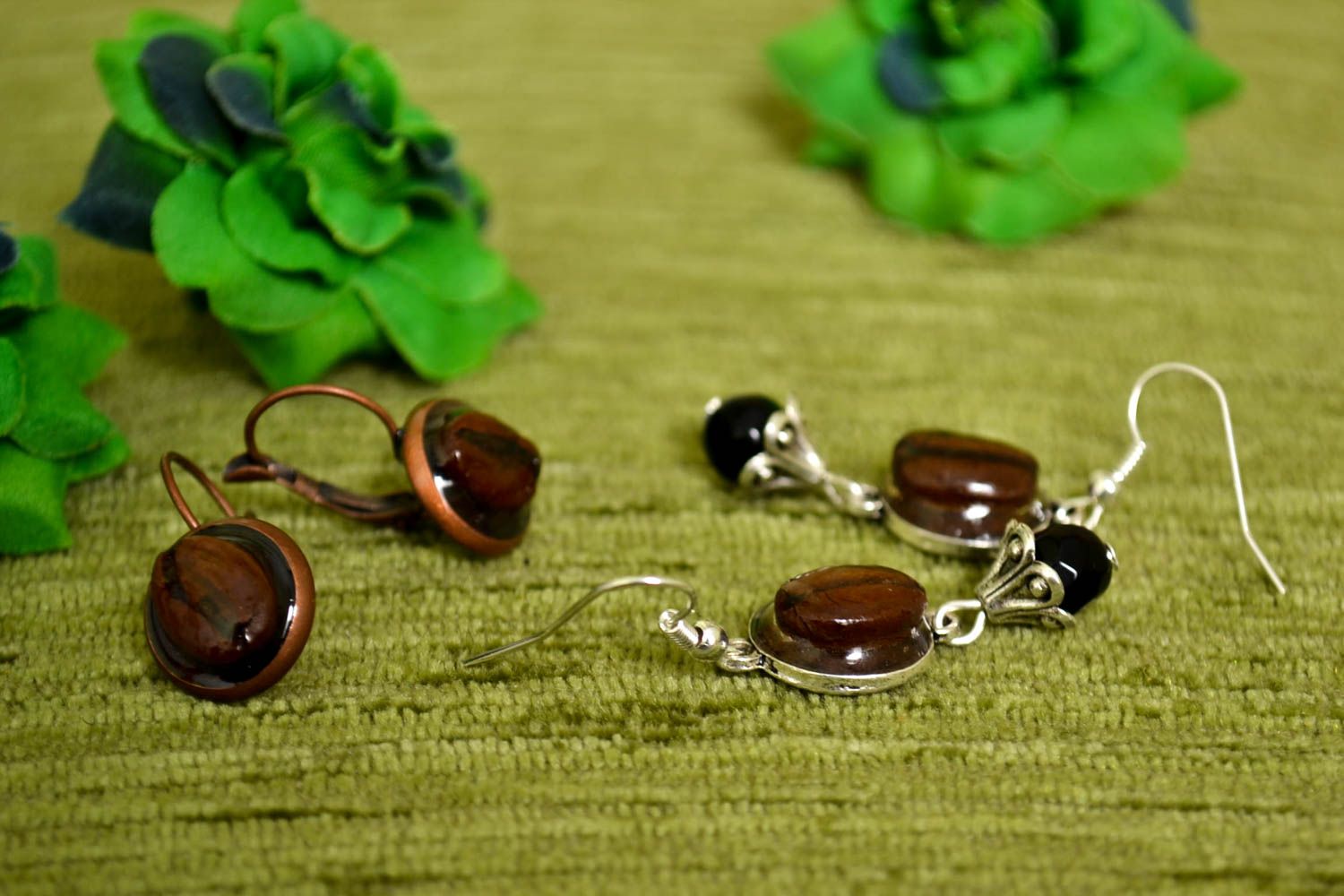Beautiful handmade bead earrings epoxy earrings design artisan jewelry photo 1