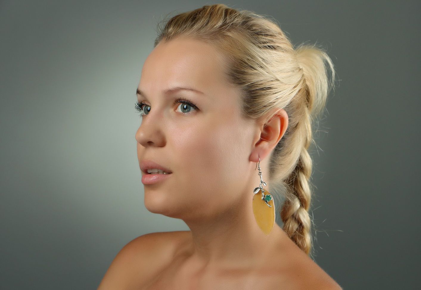 Schöne Ohrringe Gelbe Akazienblätter foto 5