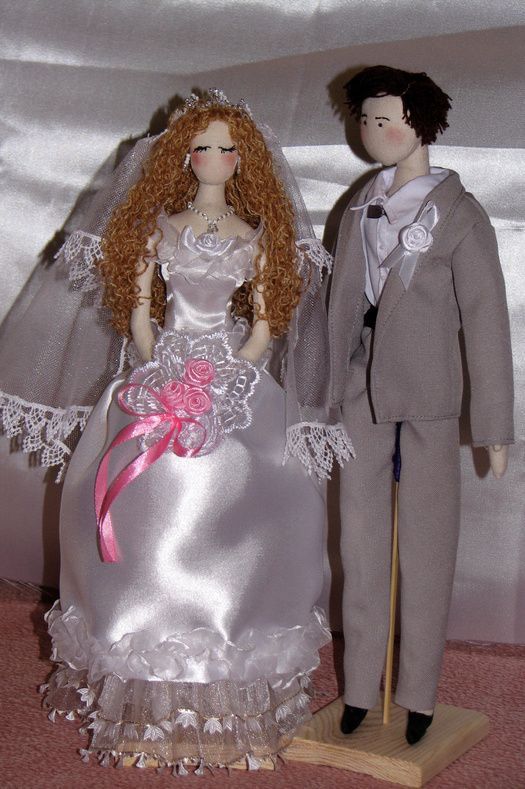Handmade designer fabric soft dolls Newlyweds for wedding decoration photo 2