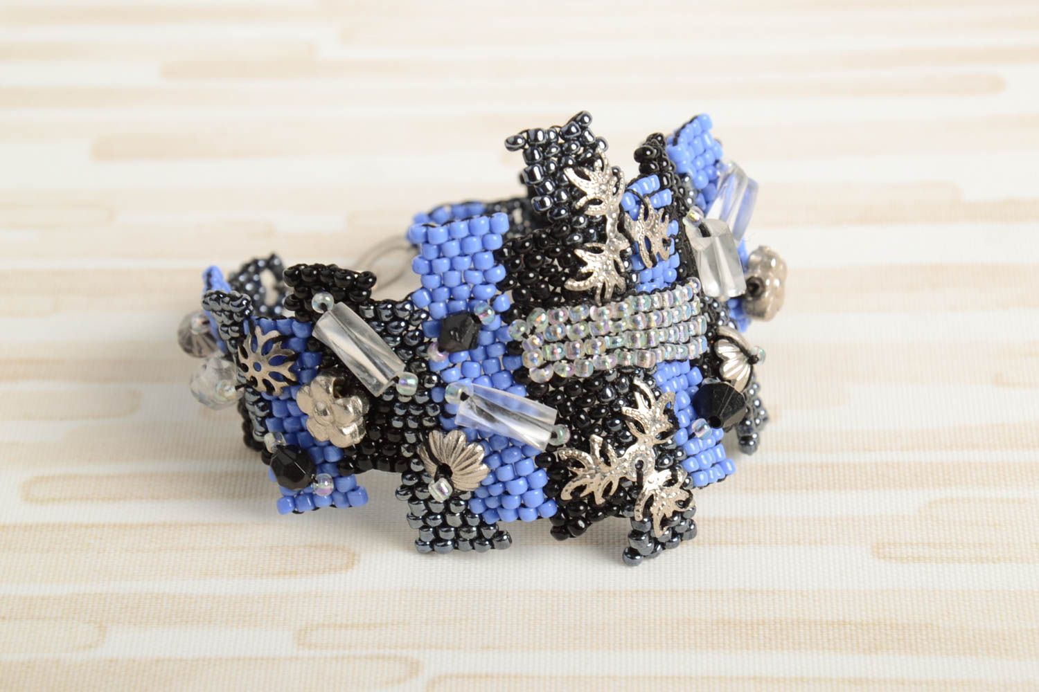 Handmade designer seed beaded bracelet unique accessory present for woman photo 1