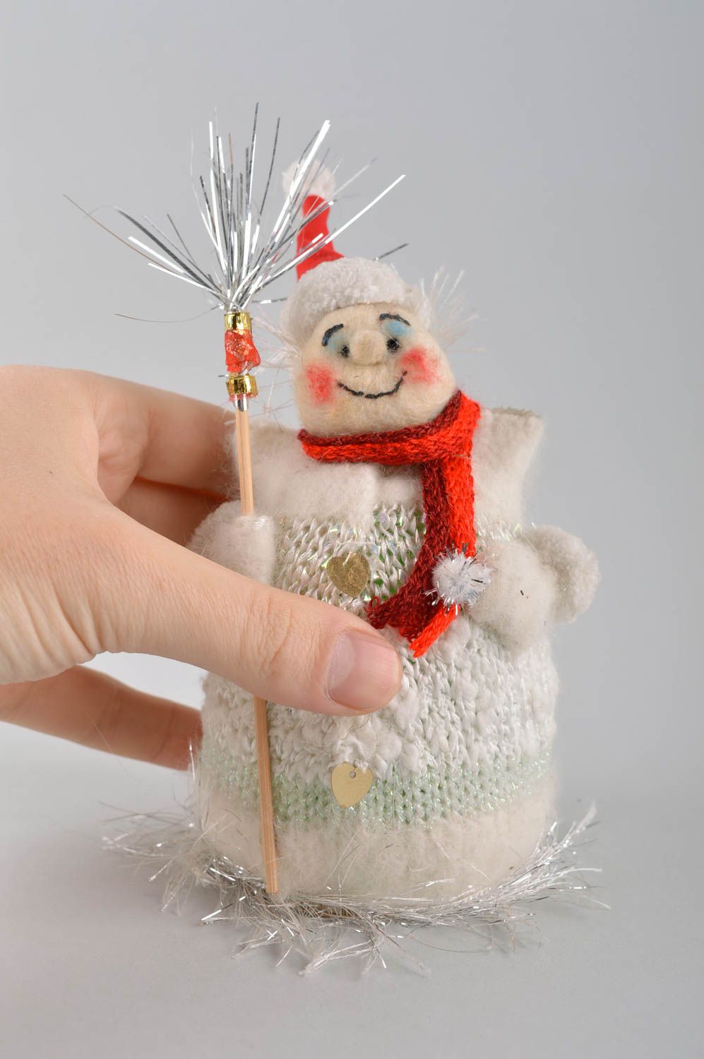 Игрушка ручной работы интерьерная игрушка мягкая игрушка снеговик праздничный фото 5