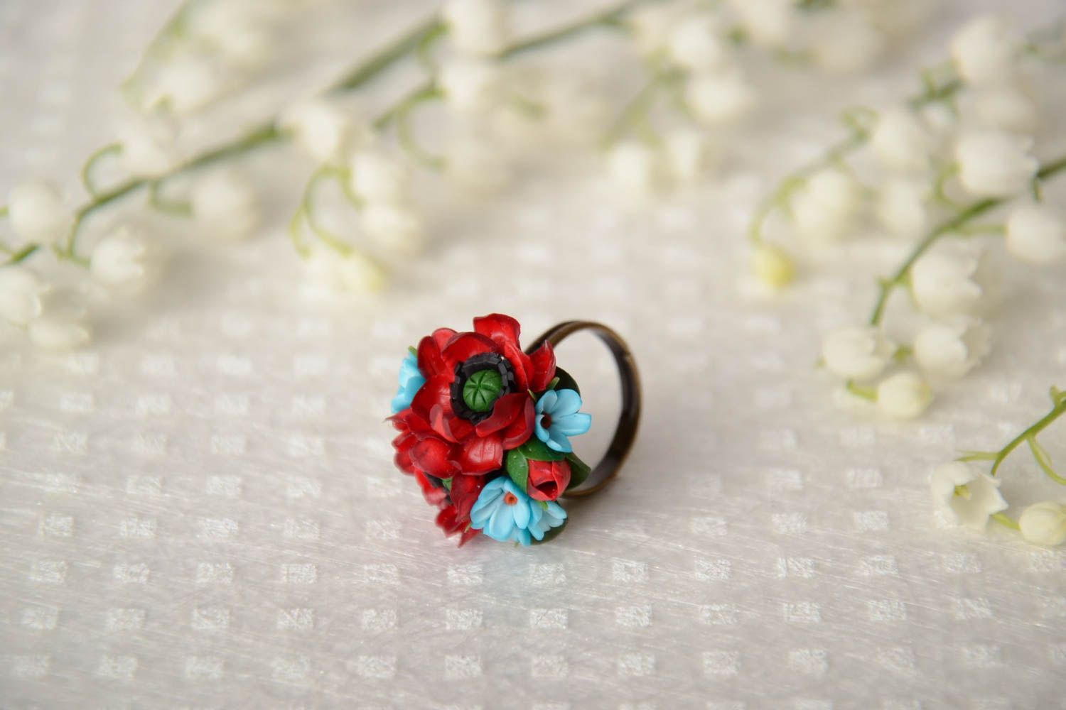 Handmade ring with blue and red polymer clay flowers and metal basis of 18 mm size photo 1