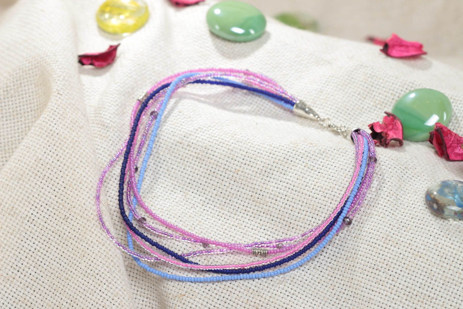 Handgemachte schöne mehrschichtige bunte Halskette für Mädchen Designer Schmuck foto 1