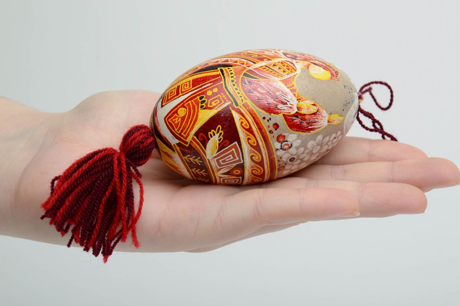 Пасхальное яйцогусиное с росписью подвеска ручной работы фото 5