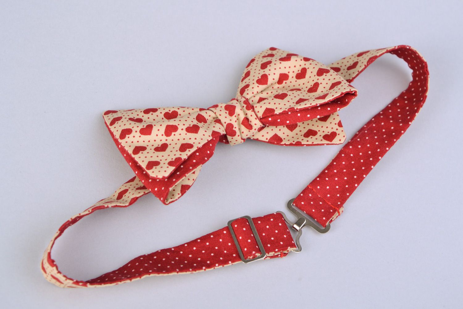 Handmade unusual bow tie sewn of cotton fabric with hearts pattern unisex photo 4