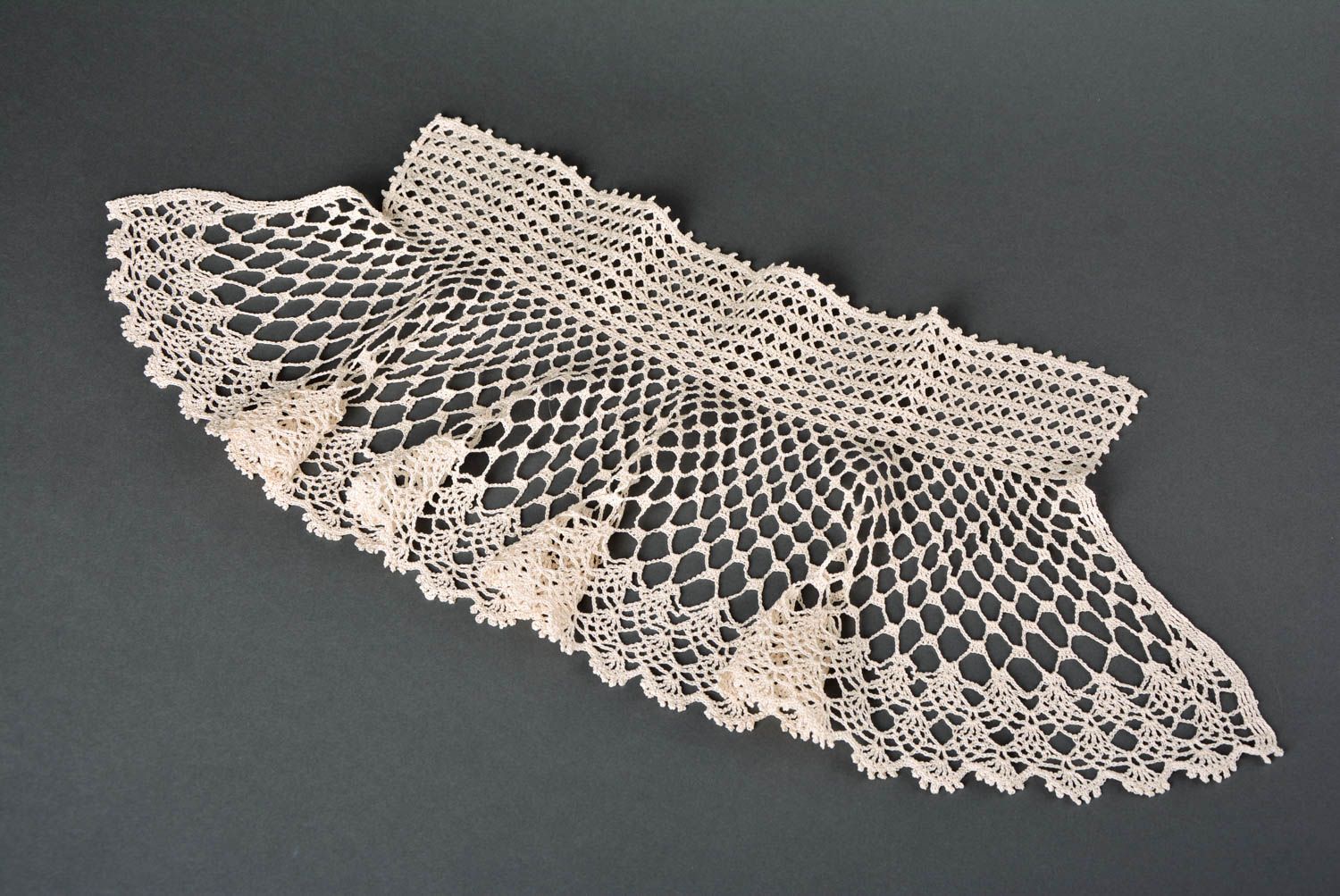 Handmade crocheted collar unusual white accessory stylish openwork collar photo 2
