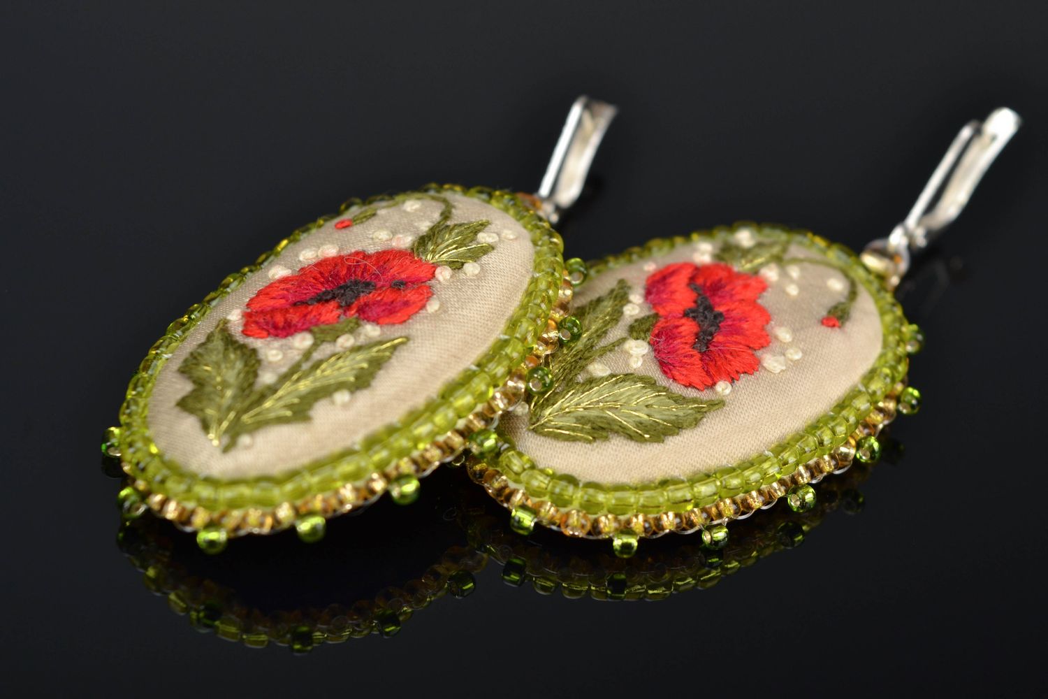 Satin stitch embroidered earrings with beads Poppies photo 1