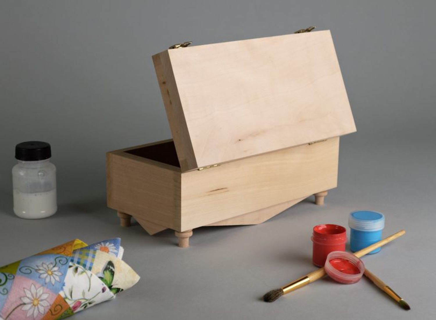 Blank box for creative work photo 1