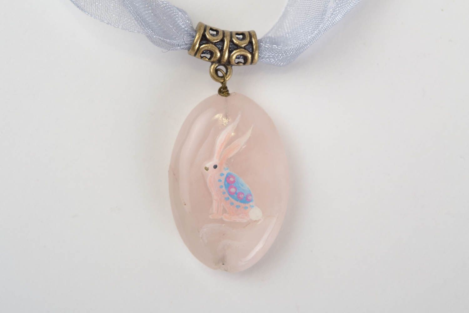 Pendentif ovale Bijoux fait main Accessoire femme en quartz rose lapin photo 8