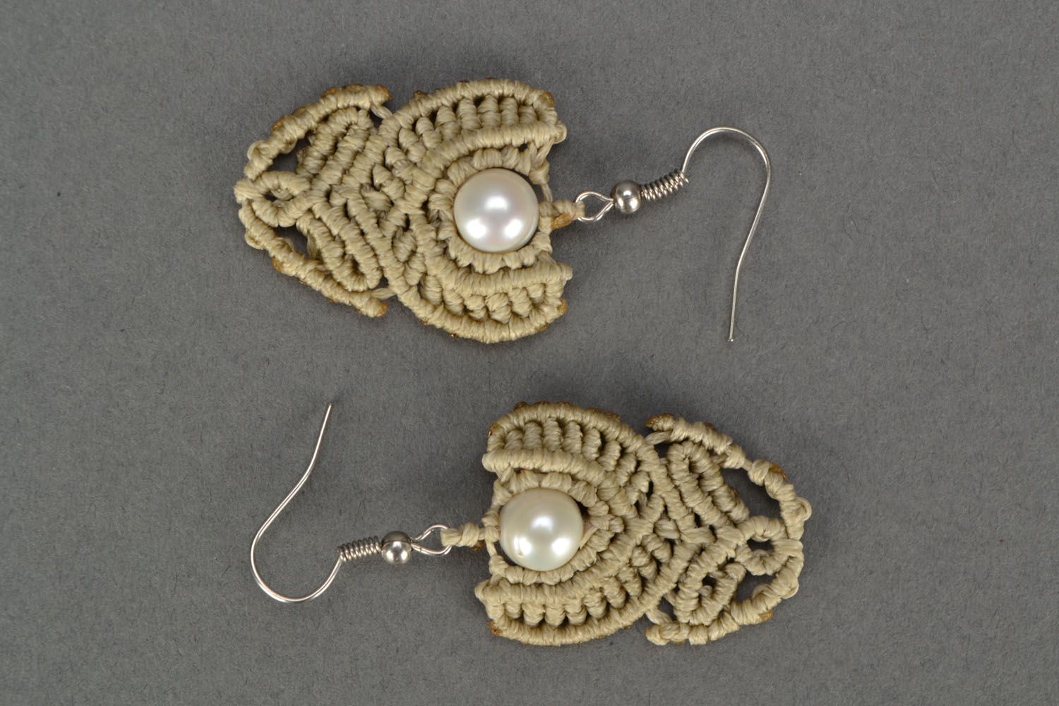 Woven earrings with pearls photo 3