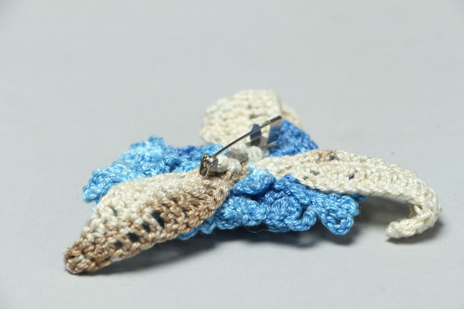 Handmade crochet microfiber brooch photo 3