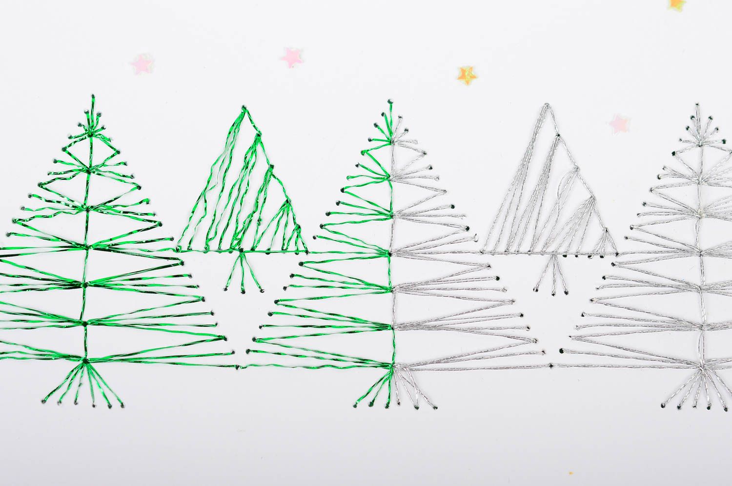 Tarjeta artesanal blanca con árboles postale para felicitar regalo original foto 5