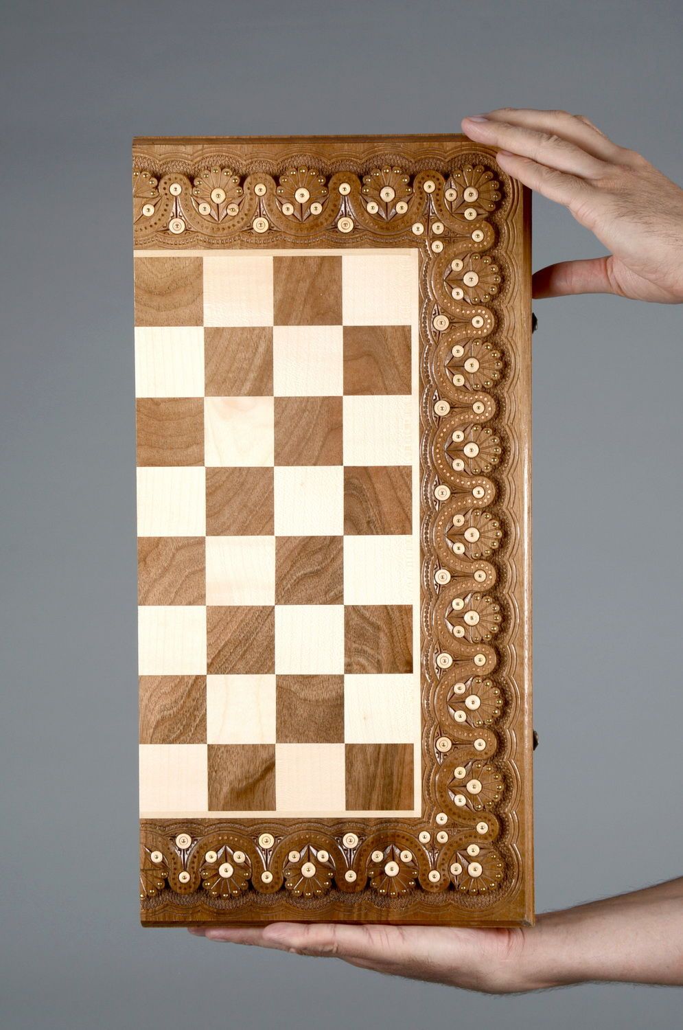 Деревянный набор Шахматы, шашки, нарды фото 5