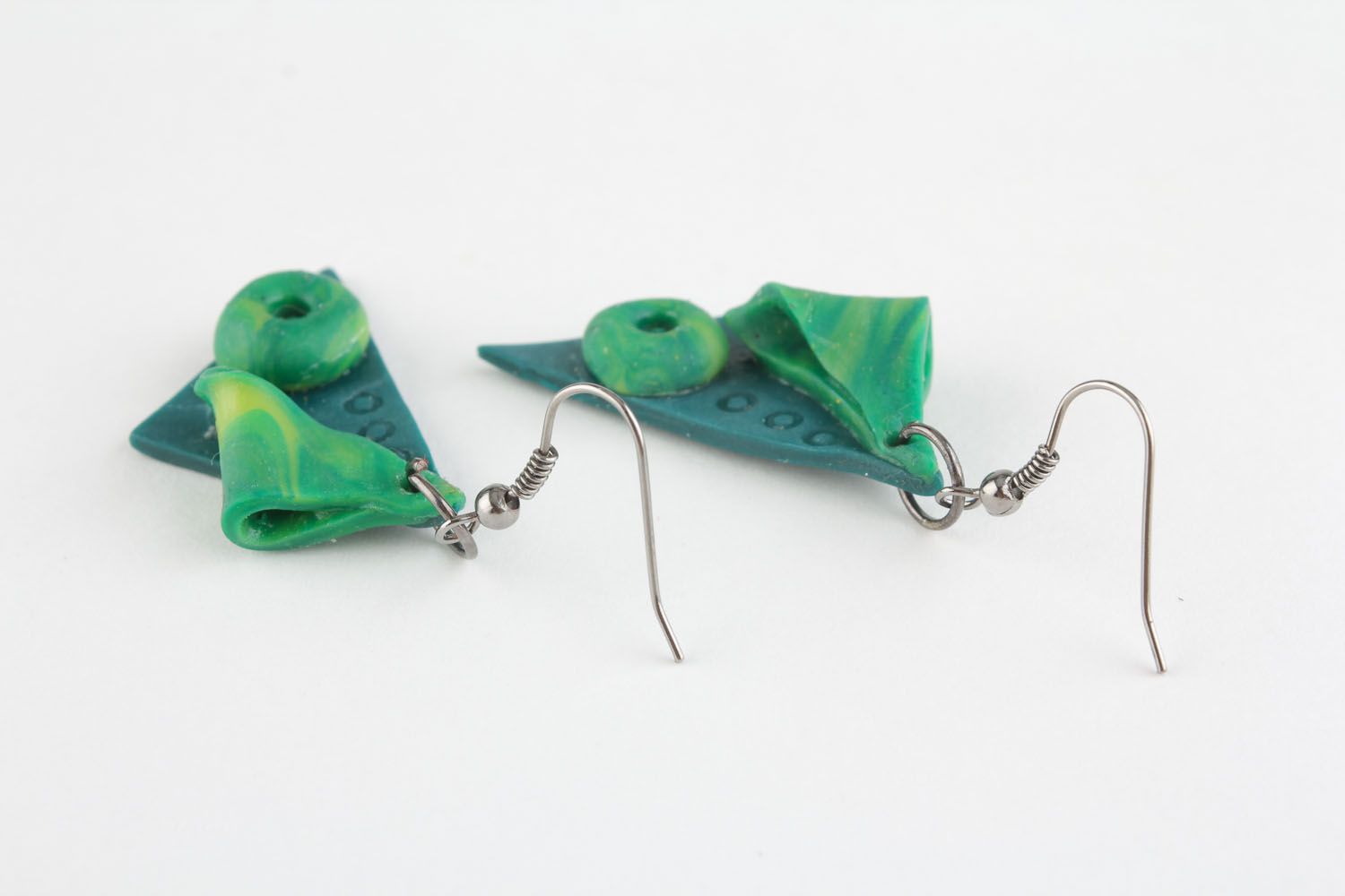 Ohrringe aus Polymerton grünes Wunder foto 1
