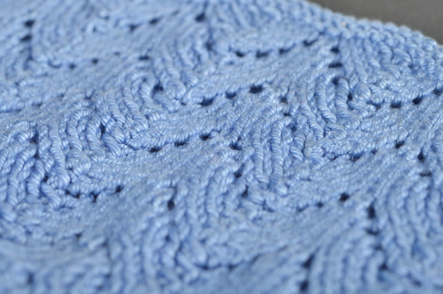 Bonnet chaud fait main Chapeau tricot au crochet bleu design Vêtement enfant photo 4