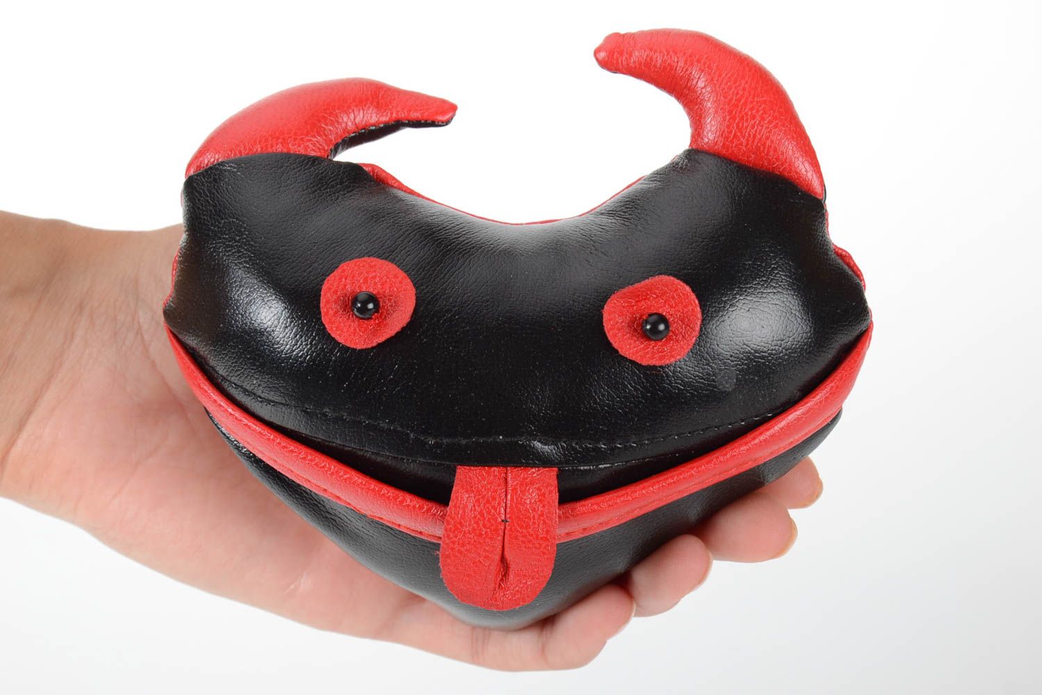 Handmade schwarzes Kuscheltier Herz aus Leder Haus Deko kreatives Spielzeug  foto 5