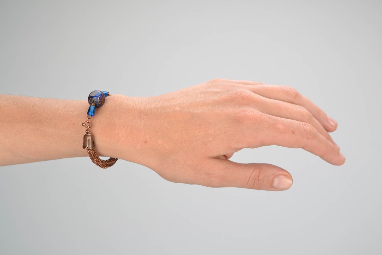 Pulseira de cobre com contas bracelete de metal feminino feito à mão  foto 2