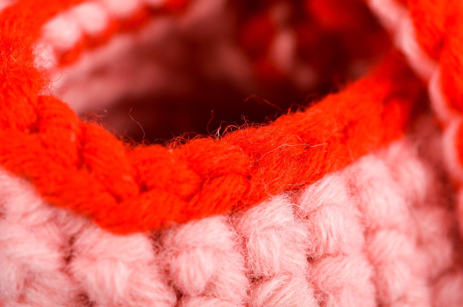 Chaussons bébé Pantoufles tricot fait main rouge-rose laine coton Vêtement fille photo 4