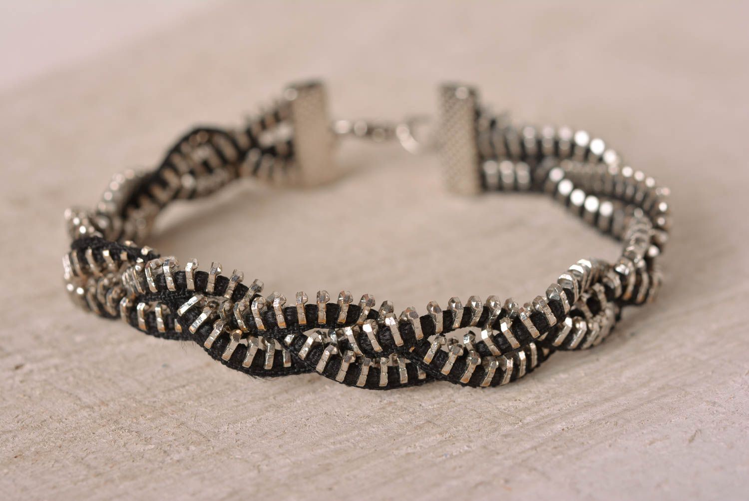 Handmade bracelet designer jewelry zipper bracelet women accessories cool gifts photo 1