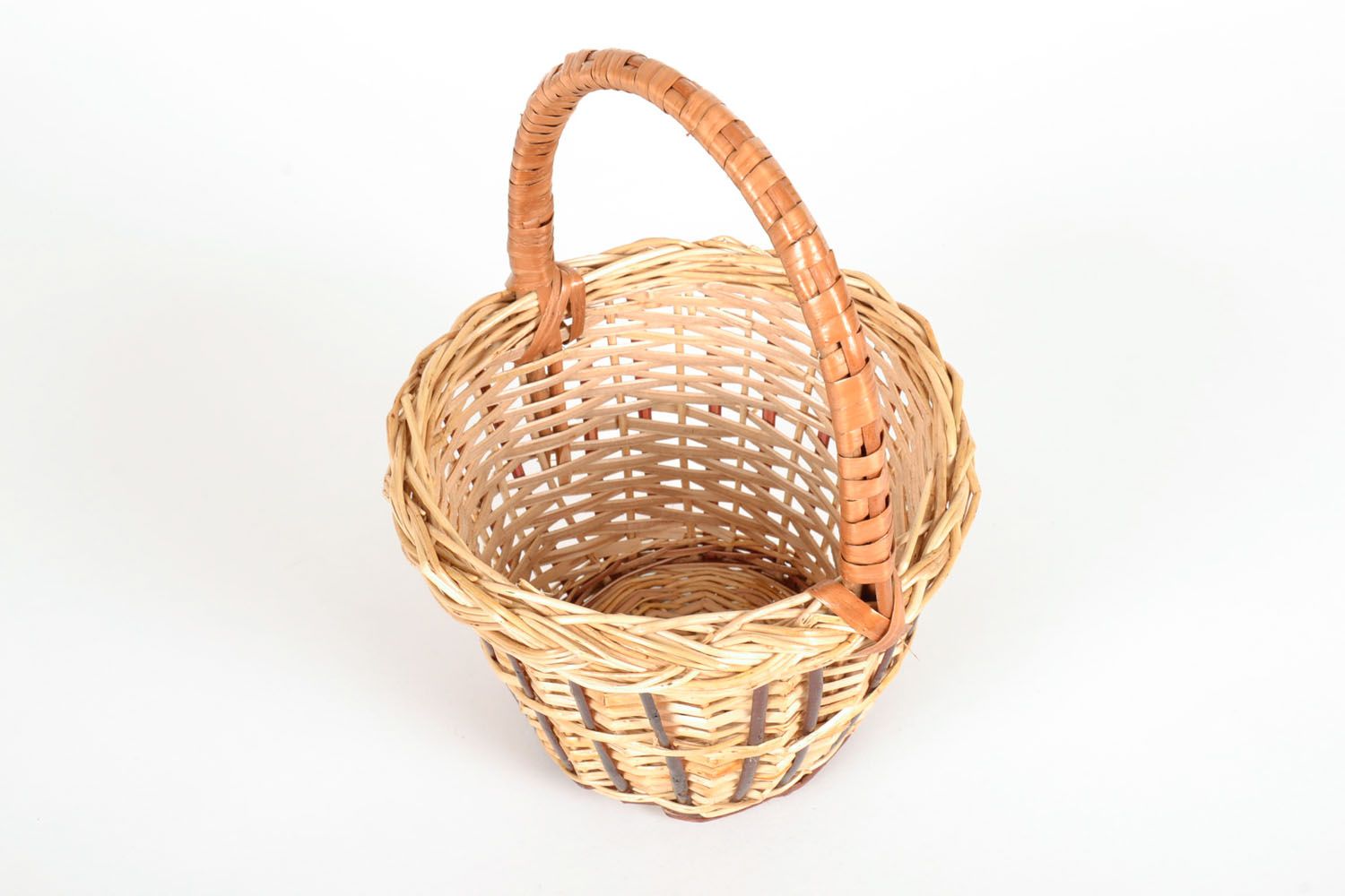 Basket with handle photo 4