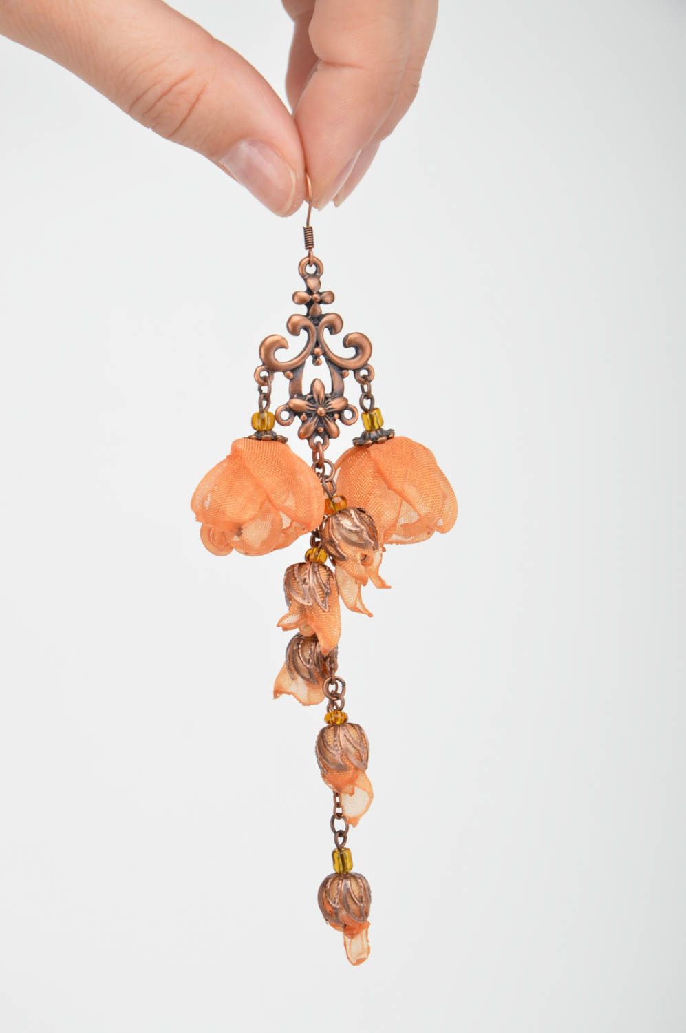 Boucles d'oreilles pendantes Bijoux fait main Cadeau pour femme fleurs en tissu photo 5