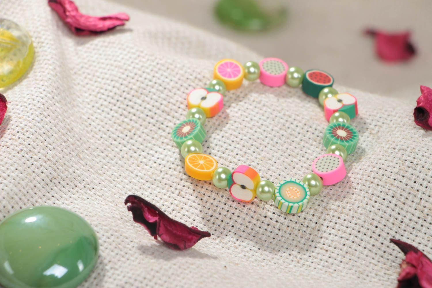 Bracelet en pâte polymère fait main original perles en céramique pour enfant photo 1