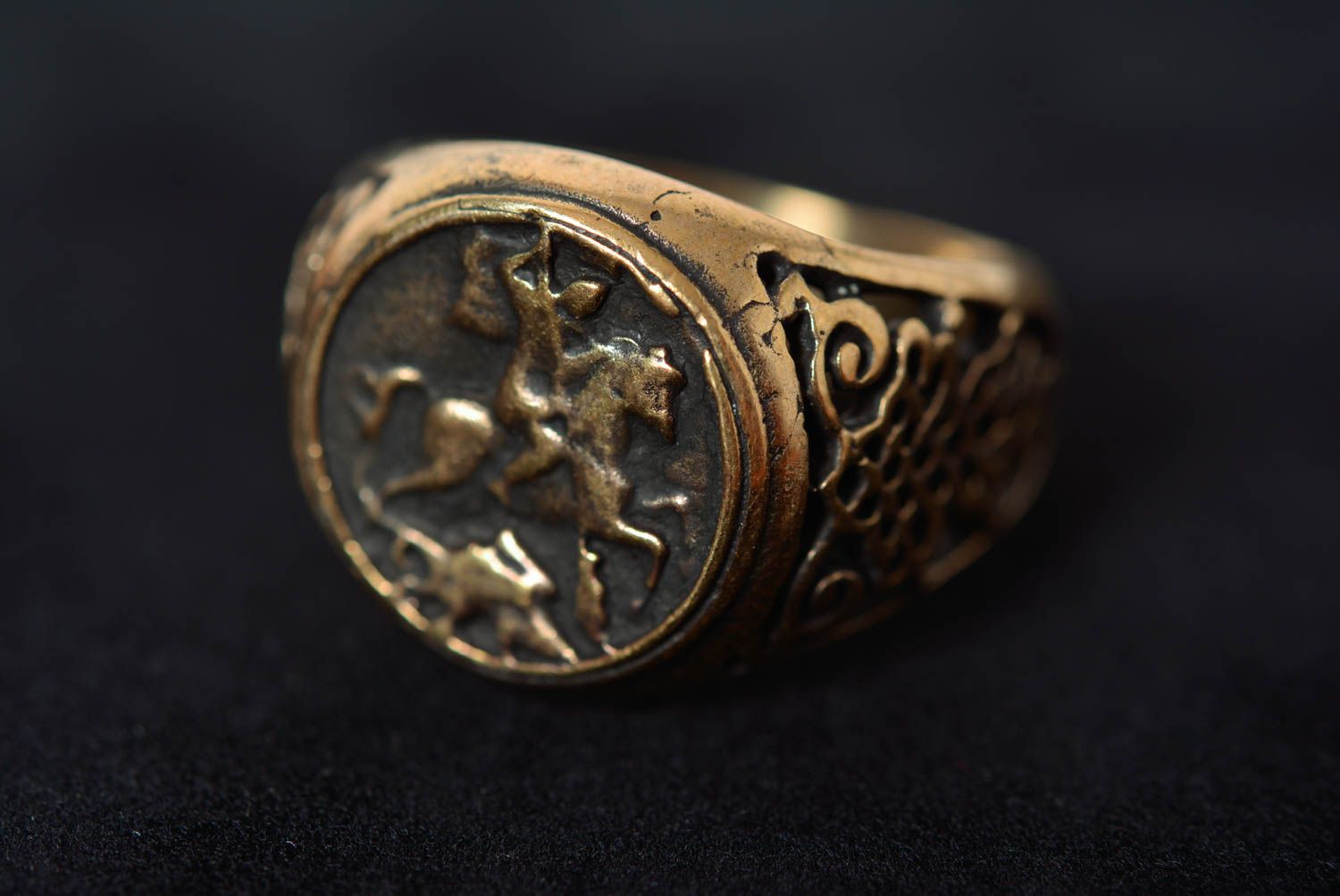 Перстень из бронзы ручной работы литой с Георгием Победоносцем для мужчины фото 5