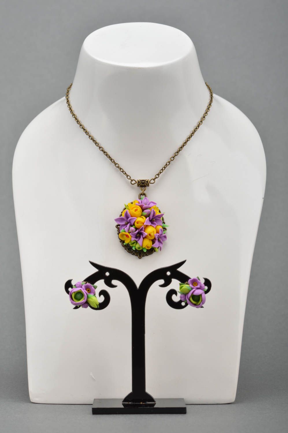 Set of handmade bright floral polymer clay jewelry necklace and stud earrings photo 3
