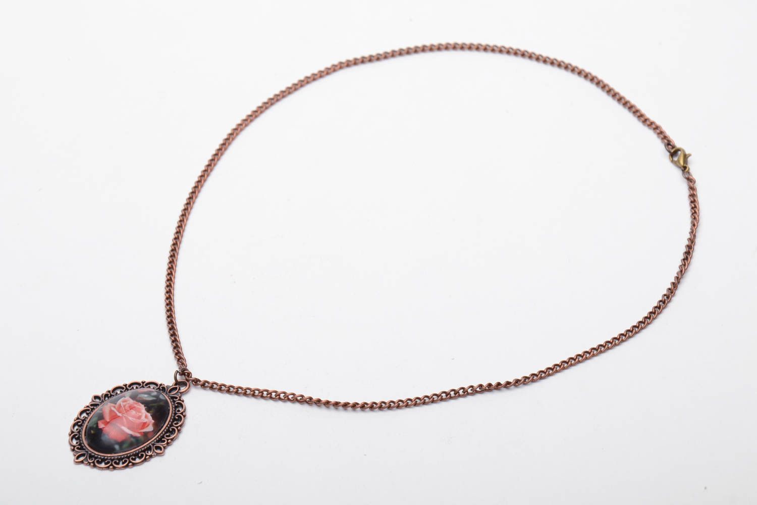 Pendant on long chain with rose photo 2