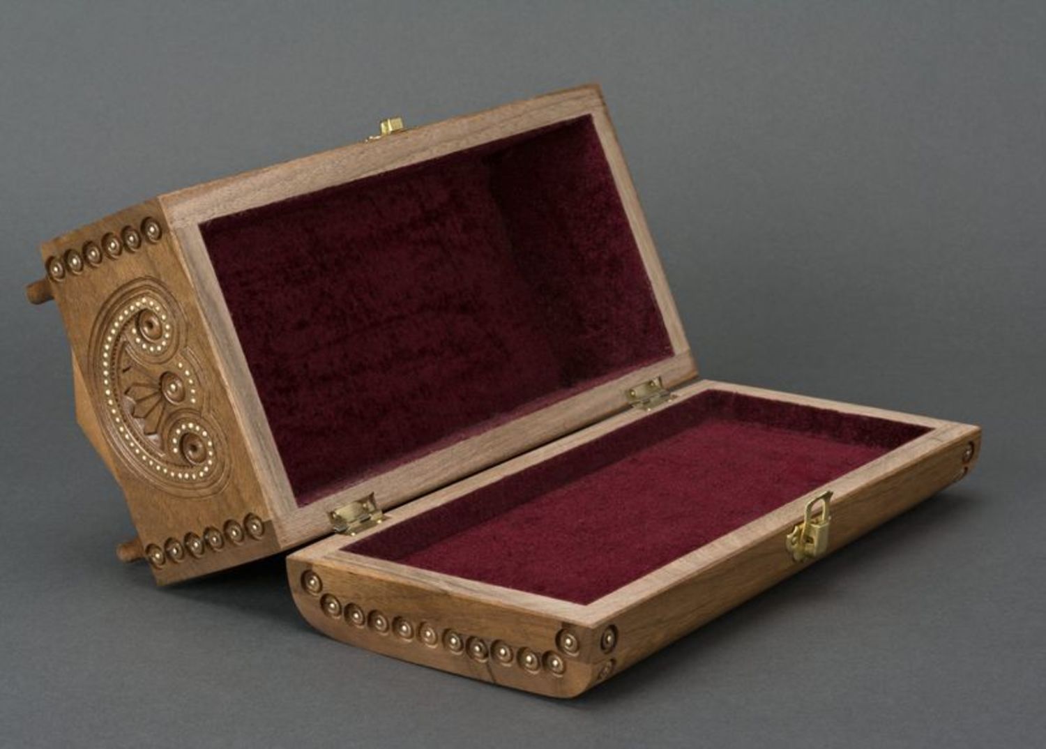Inlaid carved wooden box photo 5