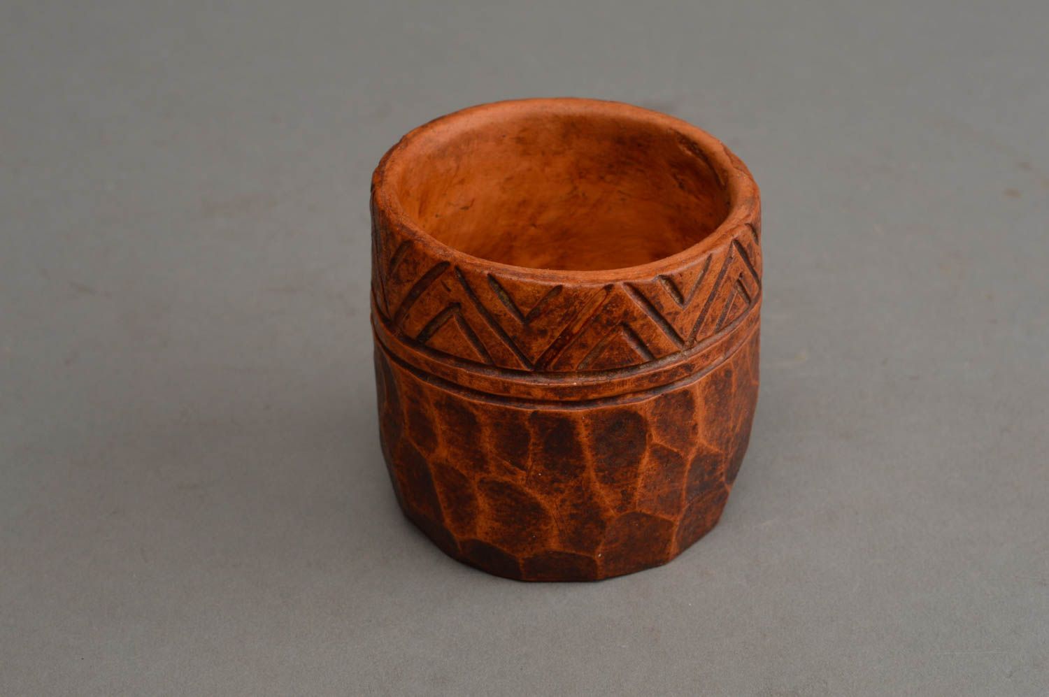 Cermic natural clay shot cup in terracotta color photo 3